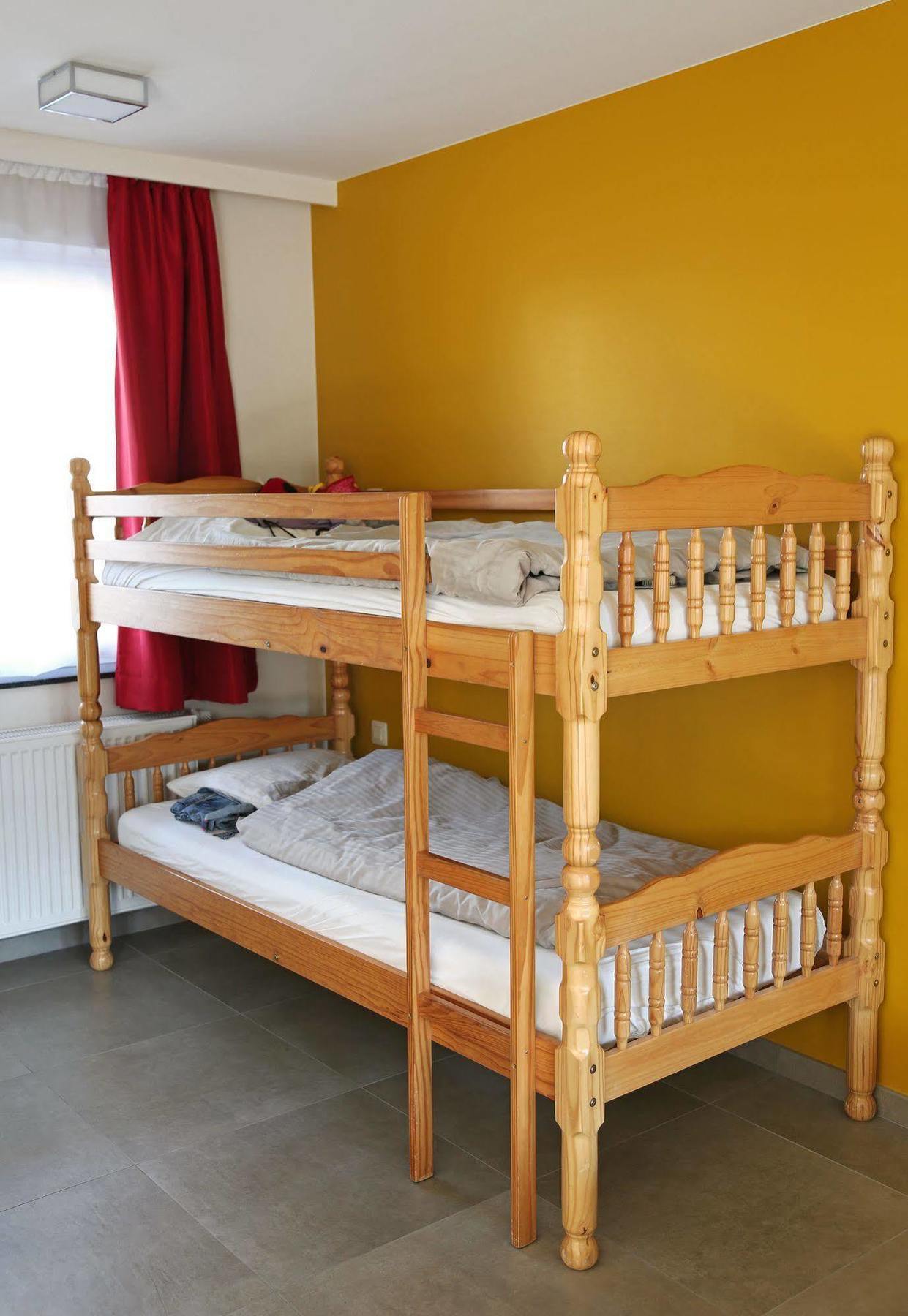 Logies Ternier Bed & Breakfast นิวว์ปอร์ท ภายนอก รูปภาพ